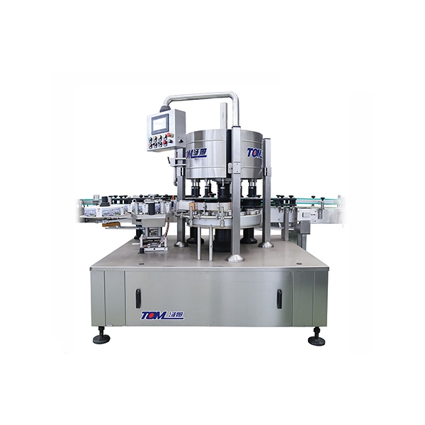 Adhesive labeling machine